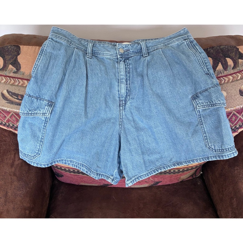 Universal Thread Womens Blue High Rise Pleated Cargo Denim Shorts Sz 14 Utility